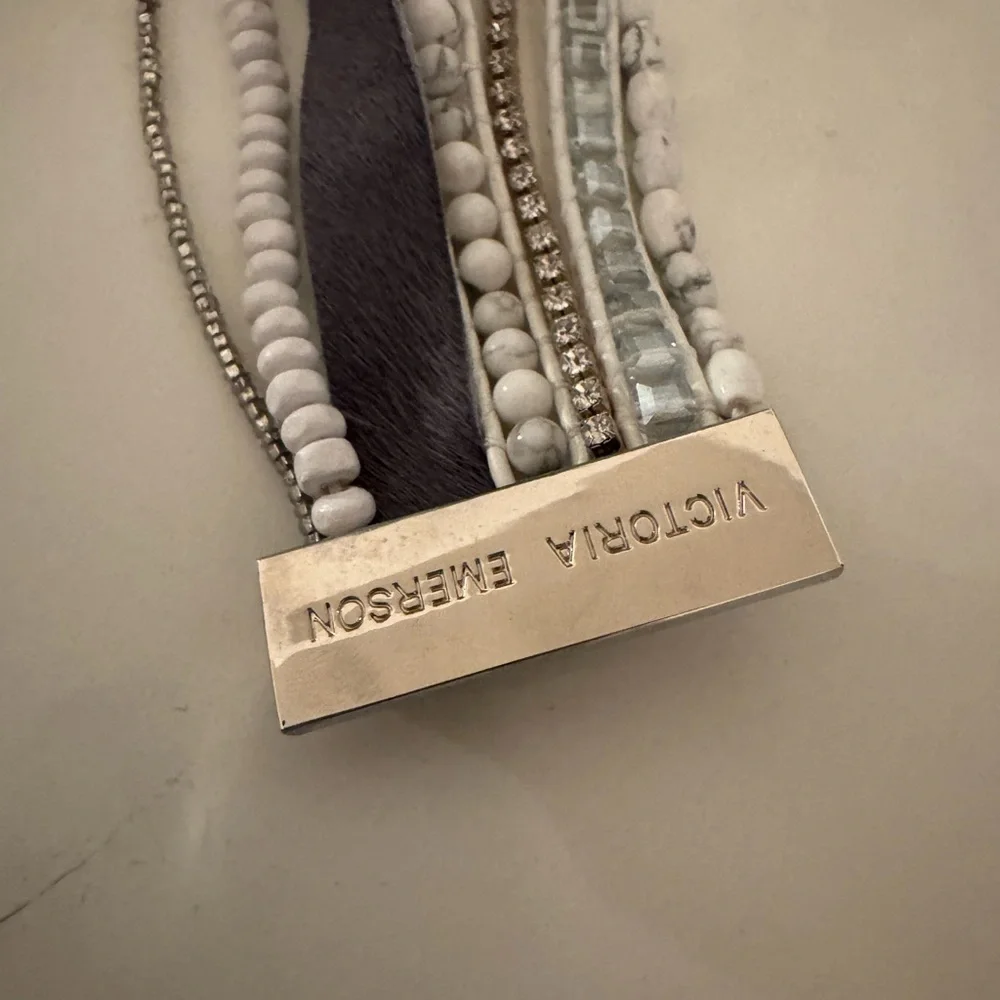 Victoria Emerson White and Gold Beaded Bracelet